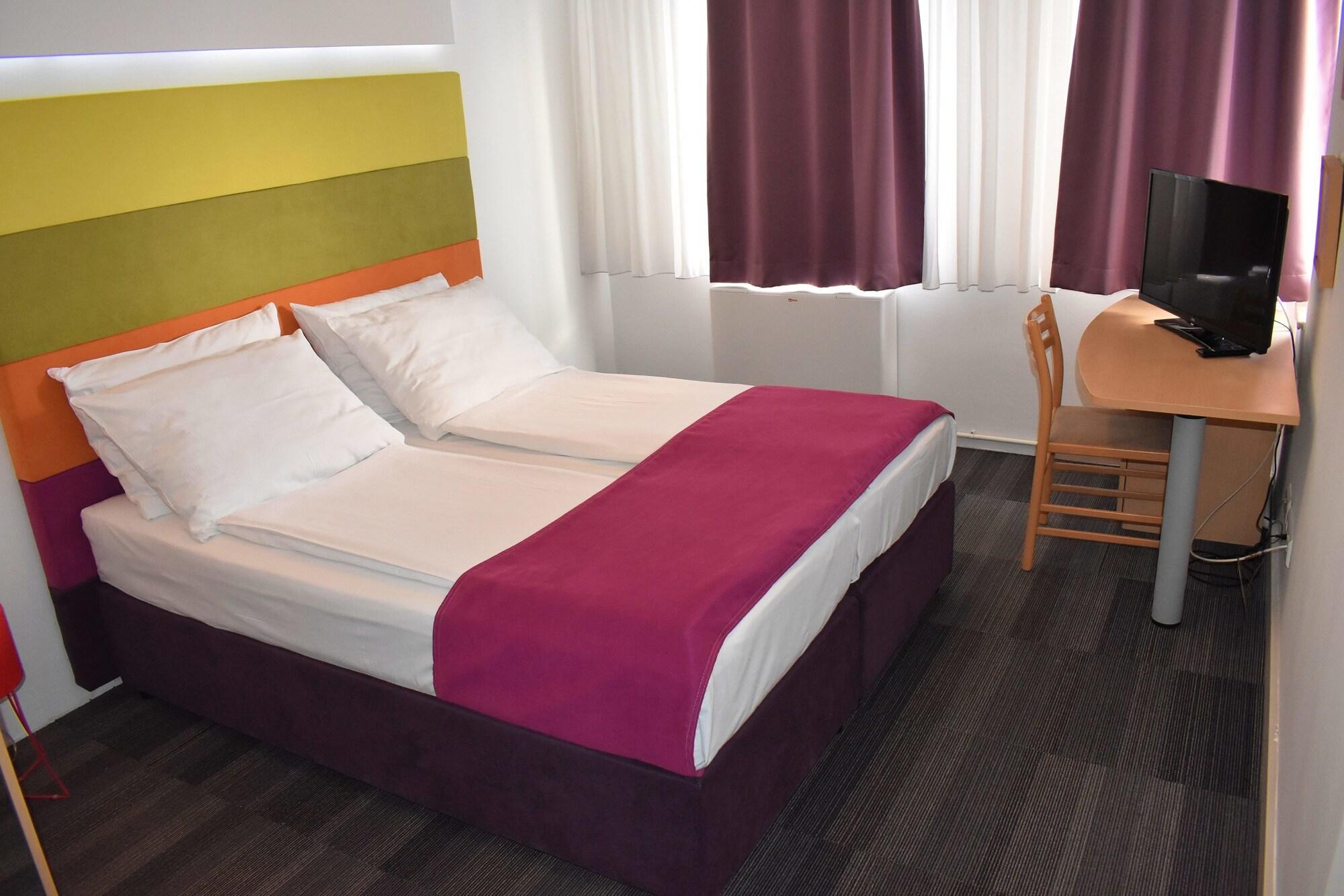 Hotel Hecco SJJ Buitenkant foto