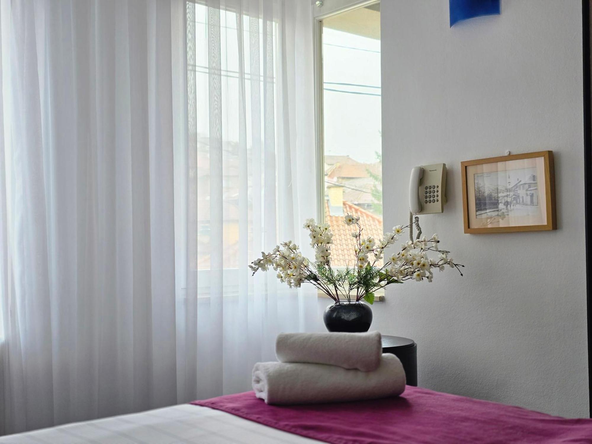Hotel Hecco SJJ Buitenkant foto